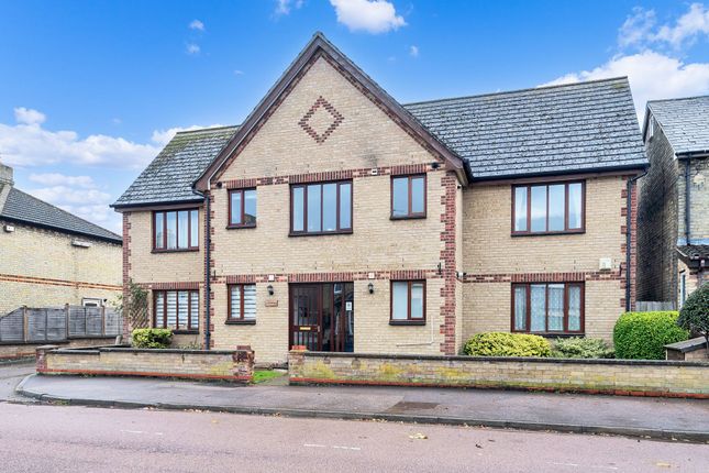 Gower Road, Royston SG8 1 bed flat for sale