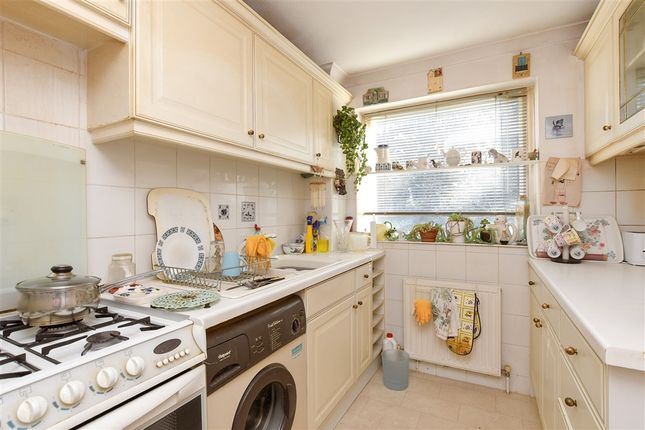 2 bedroom maisonette for sale