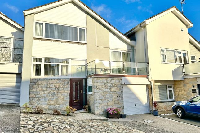 Warwick Close, Torquay, TQ1 3TH 3 bed terraced house for sale