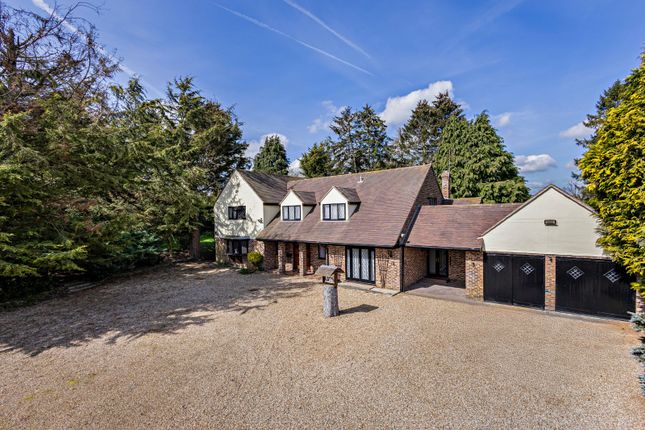Riverside, Bradwell, Braintree, Essex 4 bed detached house for sale