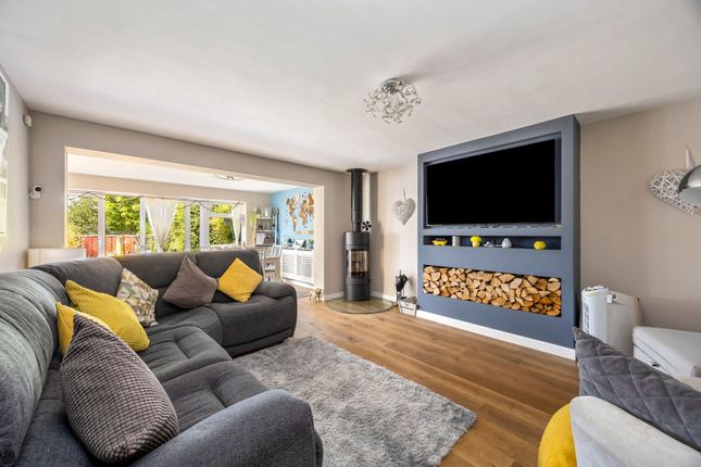 4 bedroom chalet for sale