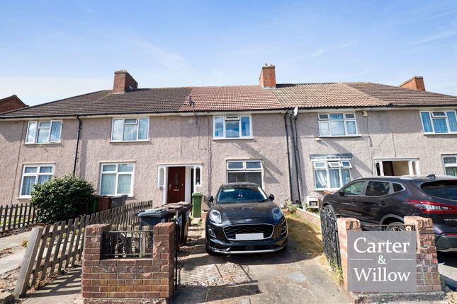 Arden Crescent, Essex 2 bed terraced house for sale