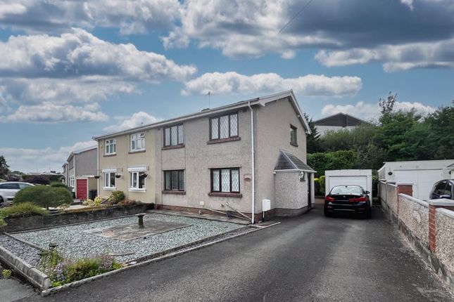 Dynevor Avenue, Neath, SA10 7AH 3 bed semi