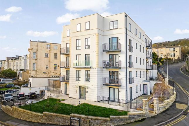 Manilla Crescent, Weston