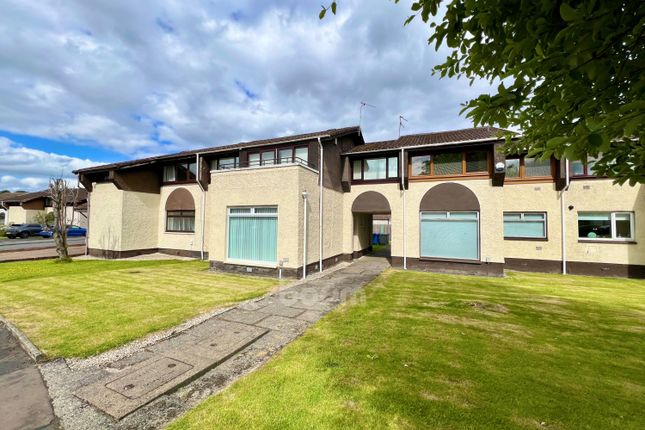 9 Lachlan Crescent, Erskine 2 bed flat for sale