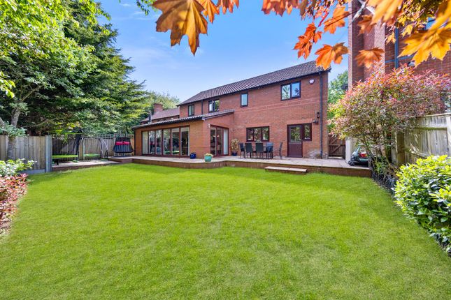 Linceslade Grove, Milton Keynes MK5 5 bed detached house for sale