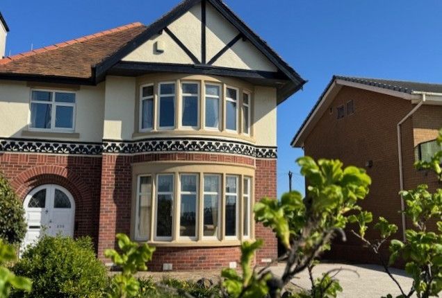 Queens Promenade, Bispham FY2 5 bed detached house for sale
