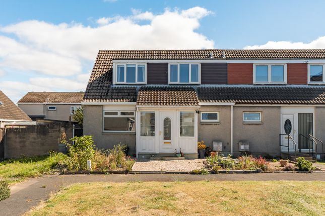 3 bedroom semi-detached villa for sale