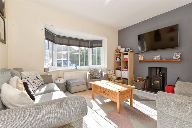 3 bed detached house