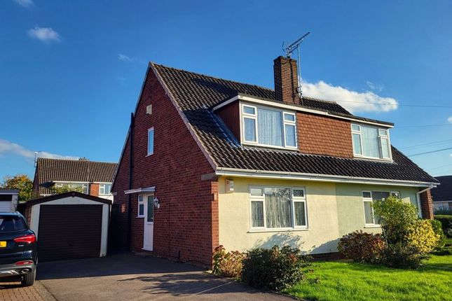 Wentworth Close, Springbank... 3 bed semi