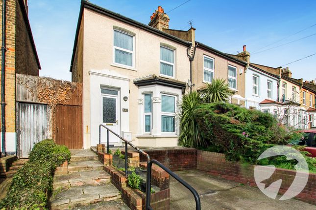 Rochester Way, London, SE9 3 bed end of terrace house for sale