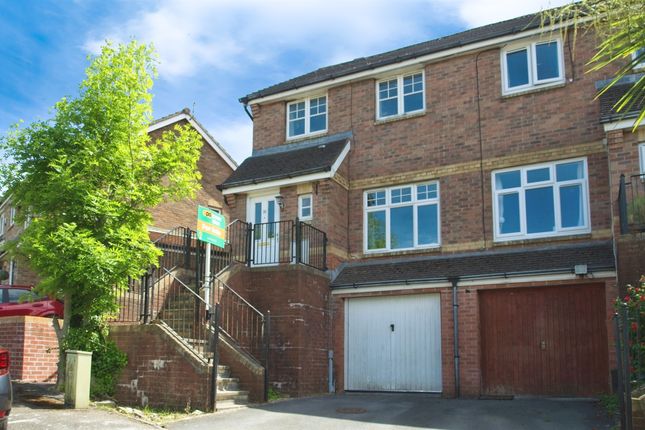 3 bed semi-detached house