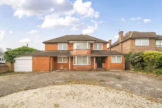 Green Lane, Stanmore HA7 5 bed detached house for sale