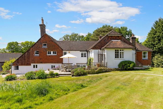 6 bedroom house for sale