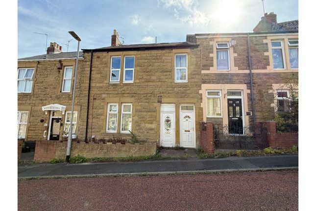 2 bedroom ground floor flat for sale
