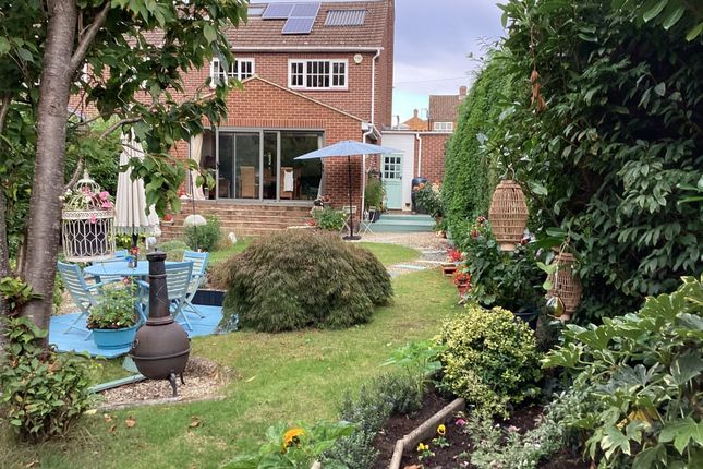West Way, Beaconsfield, HP9 3 bed semi