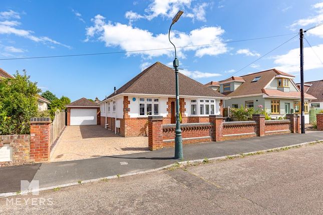 Belfield Road, Southbourne, BH6 3 bed detached bungalow for sale