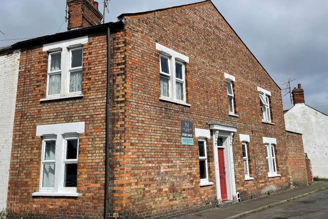 Langham Street, King's Lynn, Norfolk... 4 bed end of terrace house for sale
