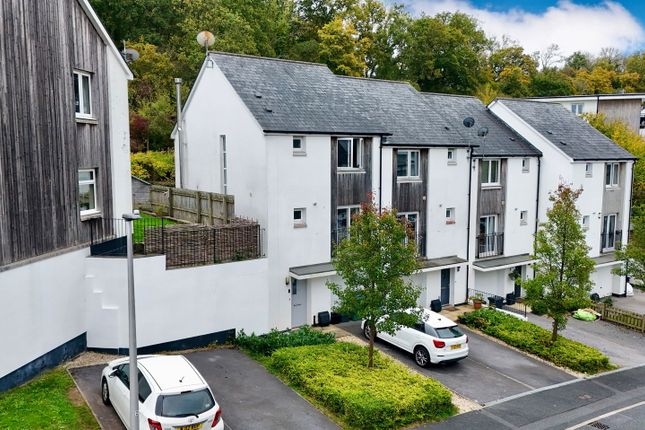 Berkshire Close, Newton Abbot TQ12 3 bed end of terrace house for sale