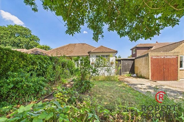 Sutton Close, Pinner, HA5 2 bed bungalow for sale