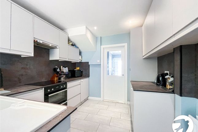 Fairleas, Sittingbourne, Kent, ME10 3 bed semi