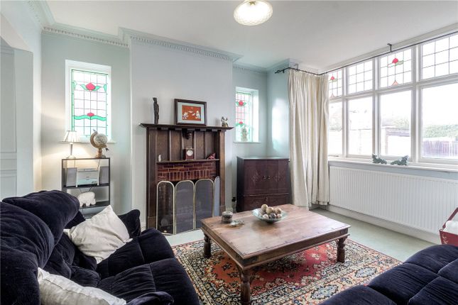 3 bed end terrace house