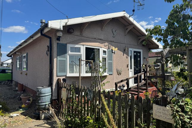 2 bedroom park home for sale
