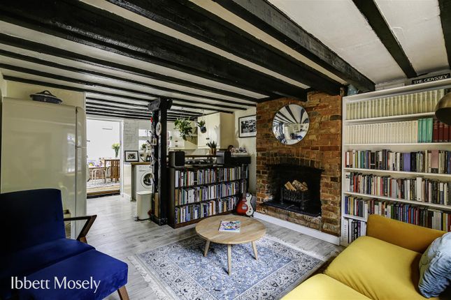 High Street, Westerham TN16 2 bed end of terrace house for sale