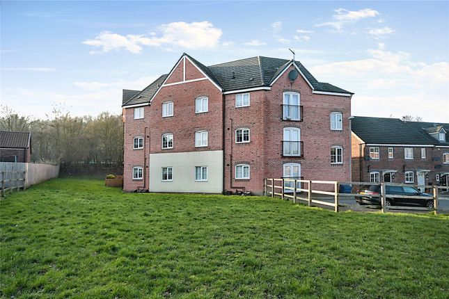 Henfrey Drive, Nottingham NG15 2 bed flat for sale