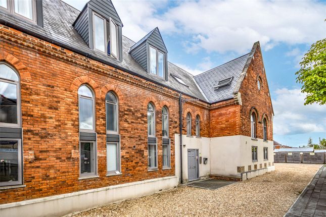 St Pauls Court, Swindon SN2 1 bed apartment for sale