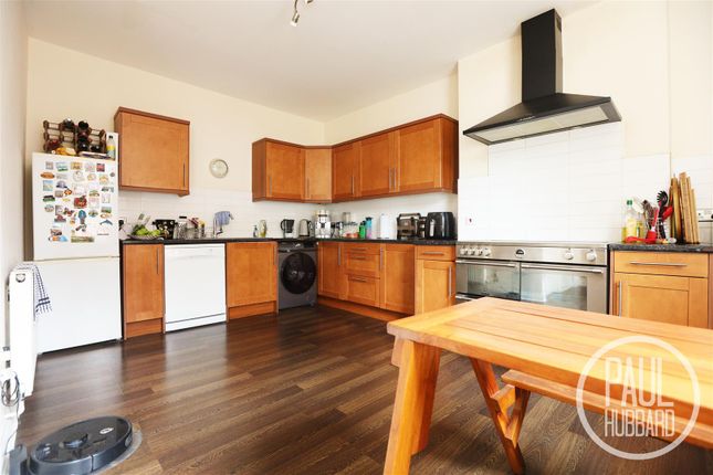 High Street, Wrentham, NR34 4 bed semi