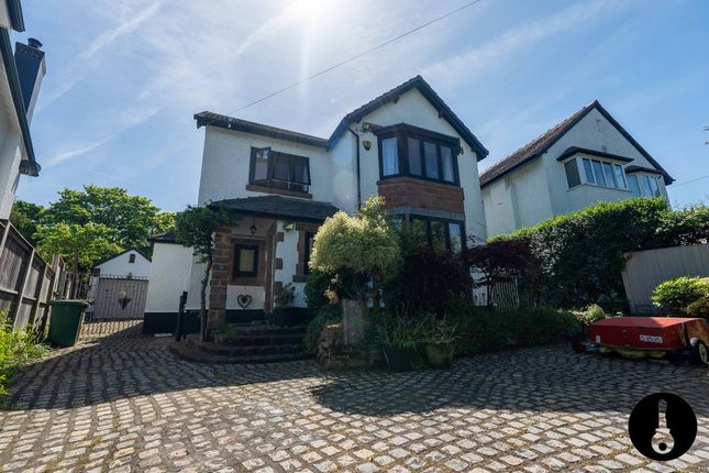 4 bed detached house