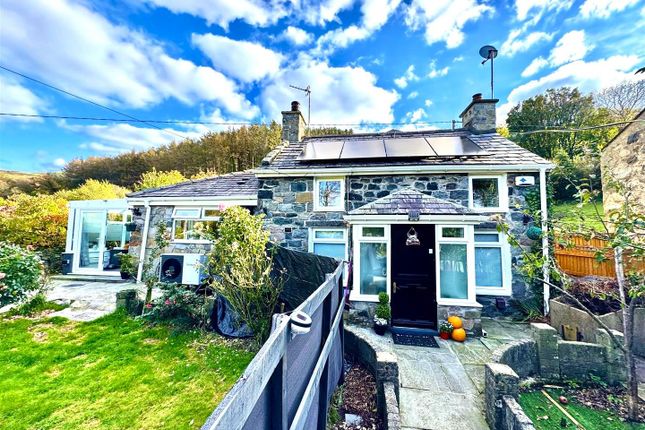 Gyrn Goch, Caernarfon 1 bed detached house for sale