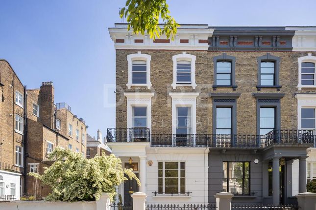 Redcliffe Place, London, SW10 5 bed end of terrace house for sale