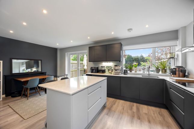 4 bedroom terraced house for sale