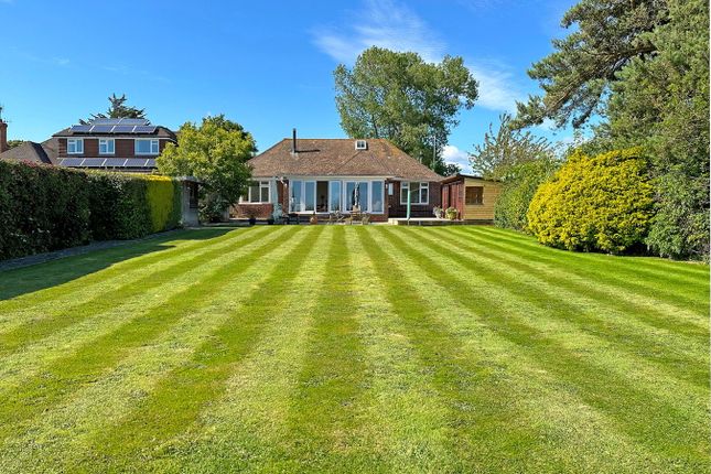 4 bedroom detached bungalow for sale