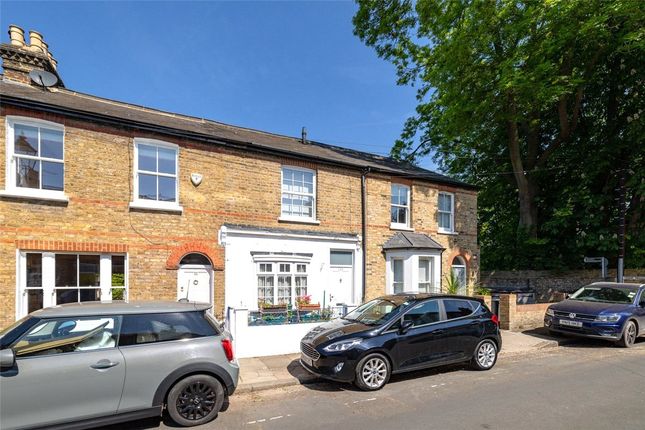 Archway Street, London, SW13 2 bed terraced house for sale