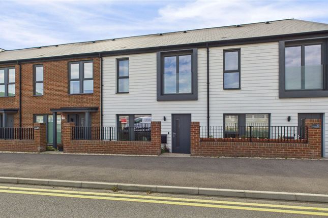 Mindenhurst Road, Camberley GU16 3 bed terraced house for sale