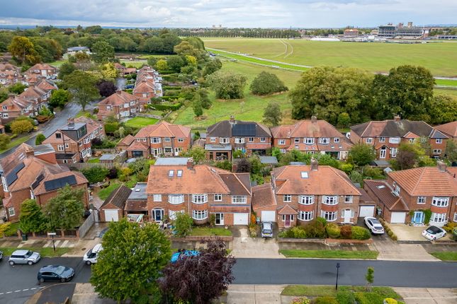 Middlethorpe Grove, York YO24 4 bed semi