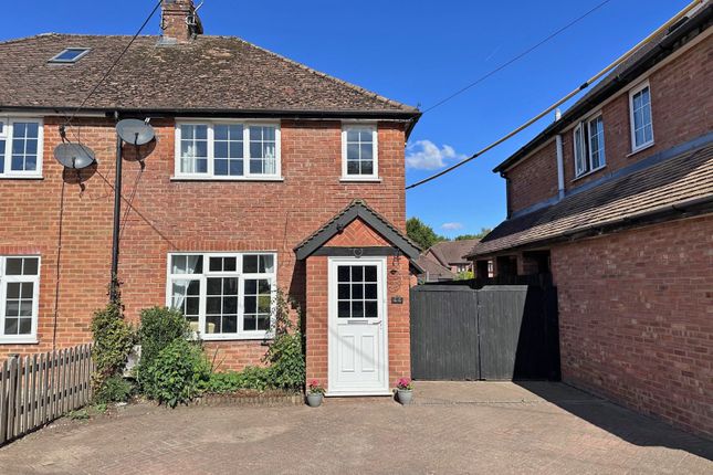 Beech Tree Road, Holmer Green, High... 3 bed semi