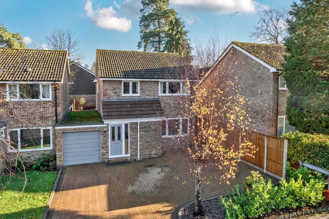 Inglewood Avenue, Camberley GU15 4 bed detached house for sale