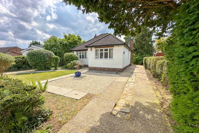 Wraysbury, Berkshire 3 bed detached bungalow for sale
