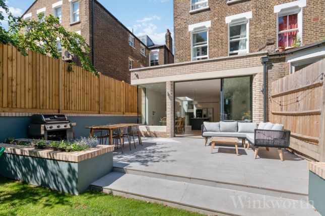 5 bedroom terraced house for sale