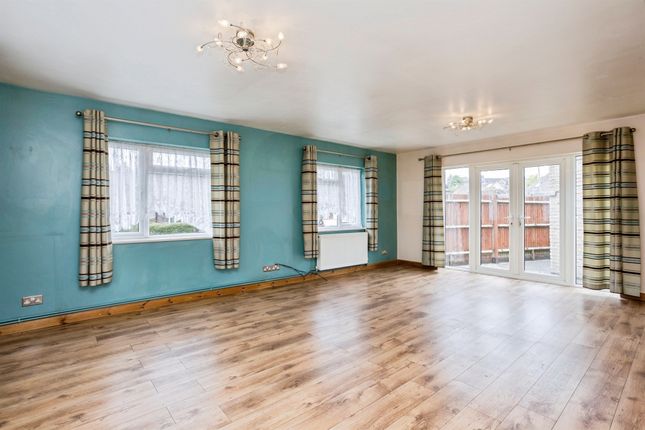 3 bedroom semi-detached bungalow for sale