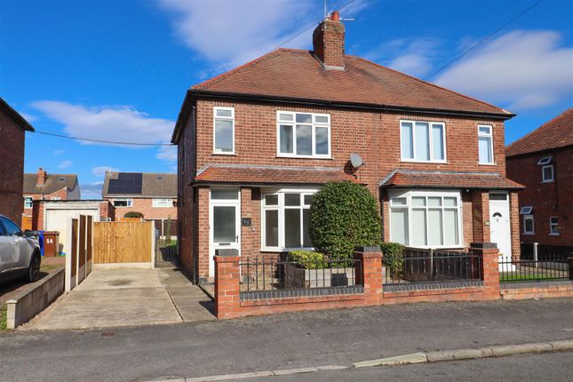2 bedroom semi-detached house for sale