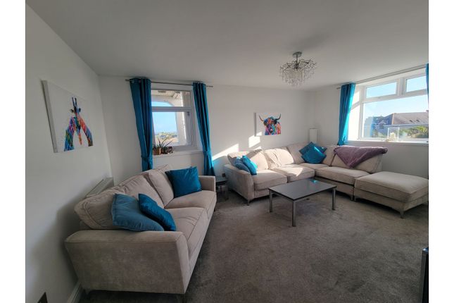 3 bedroom apartment for sale