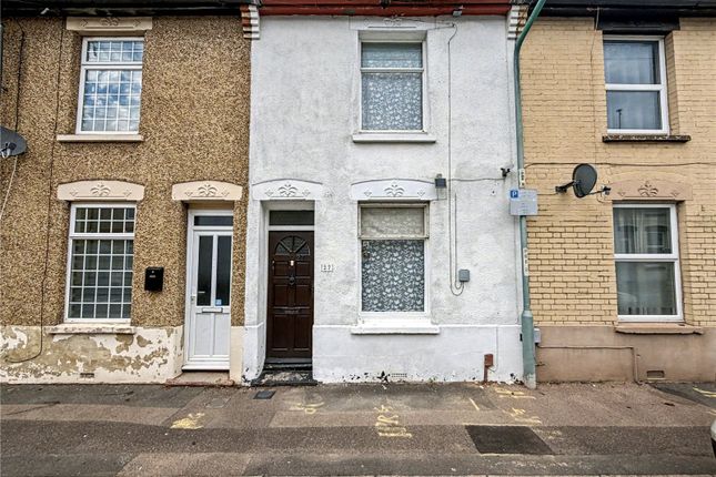 Pretoria Road, Gillingham, Kent, ME7 3 bed terraced house for sale