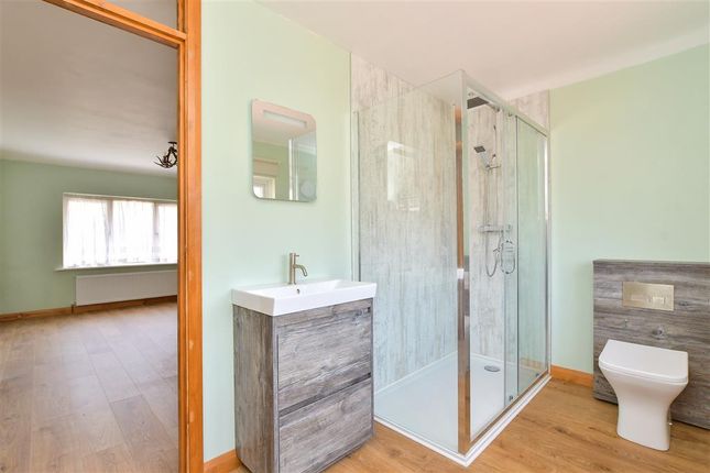 Ashburnham Drive, Brighton, East Sussex 3 bed semi