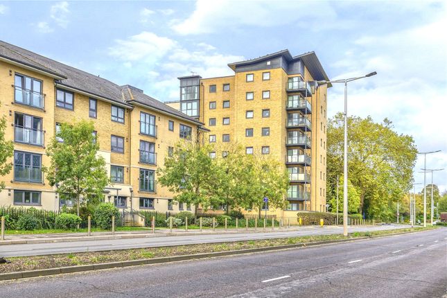 Regents Court, Woking GU21 1 bed flat for sale