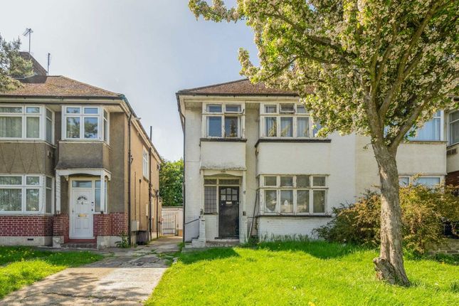 Great North Way, London NW4 3 bed semi